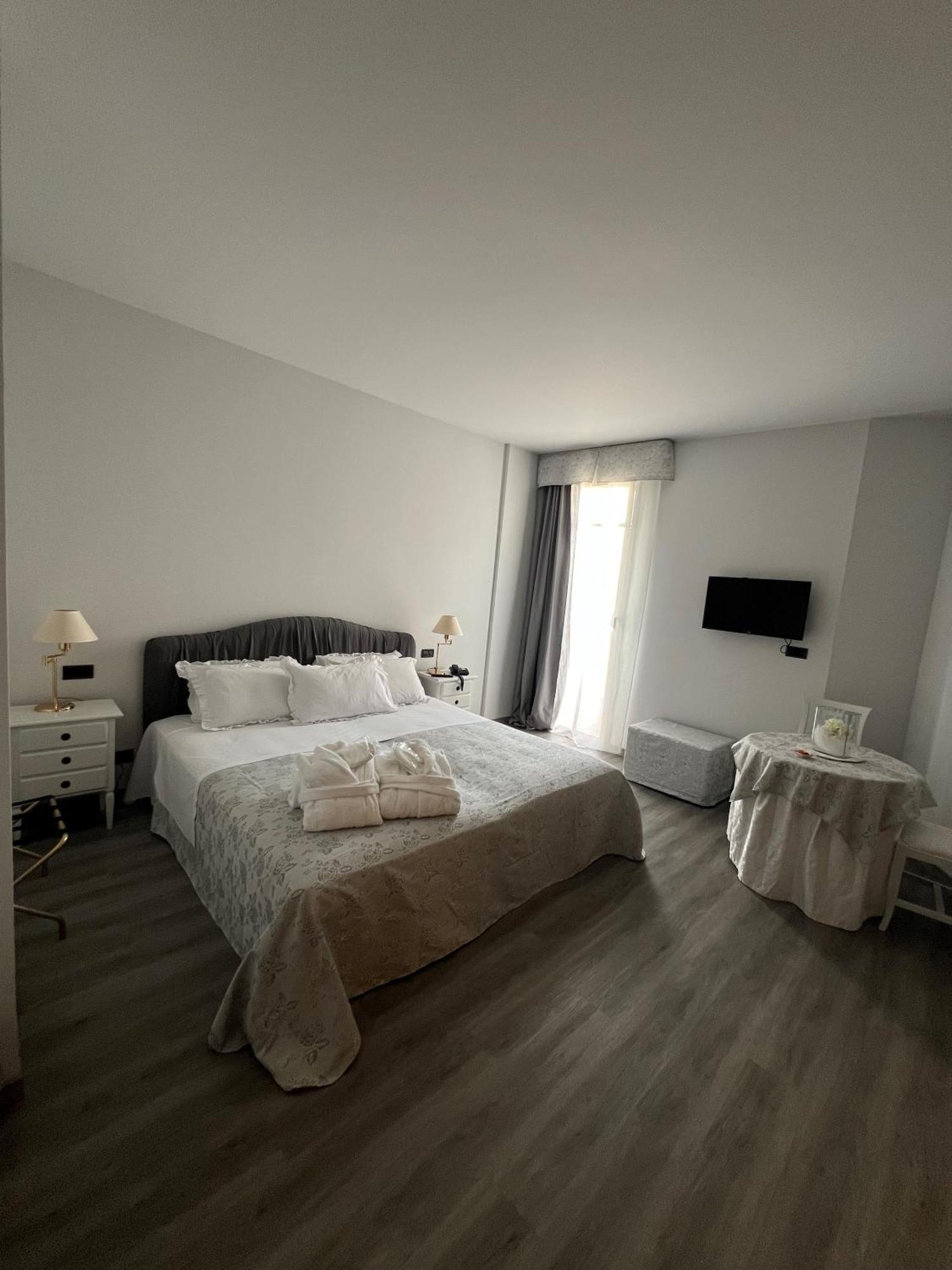 Green Hotel Settimo Torinese Dış mekan fotoğraf