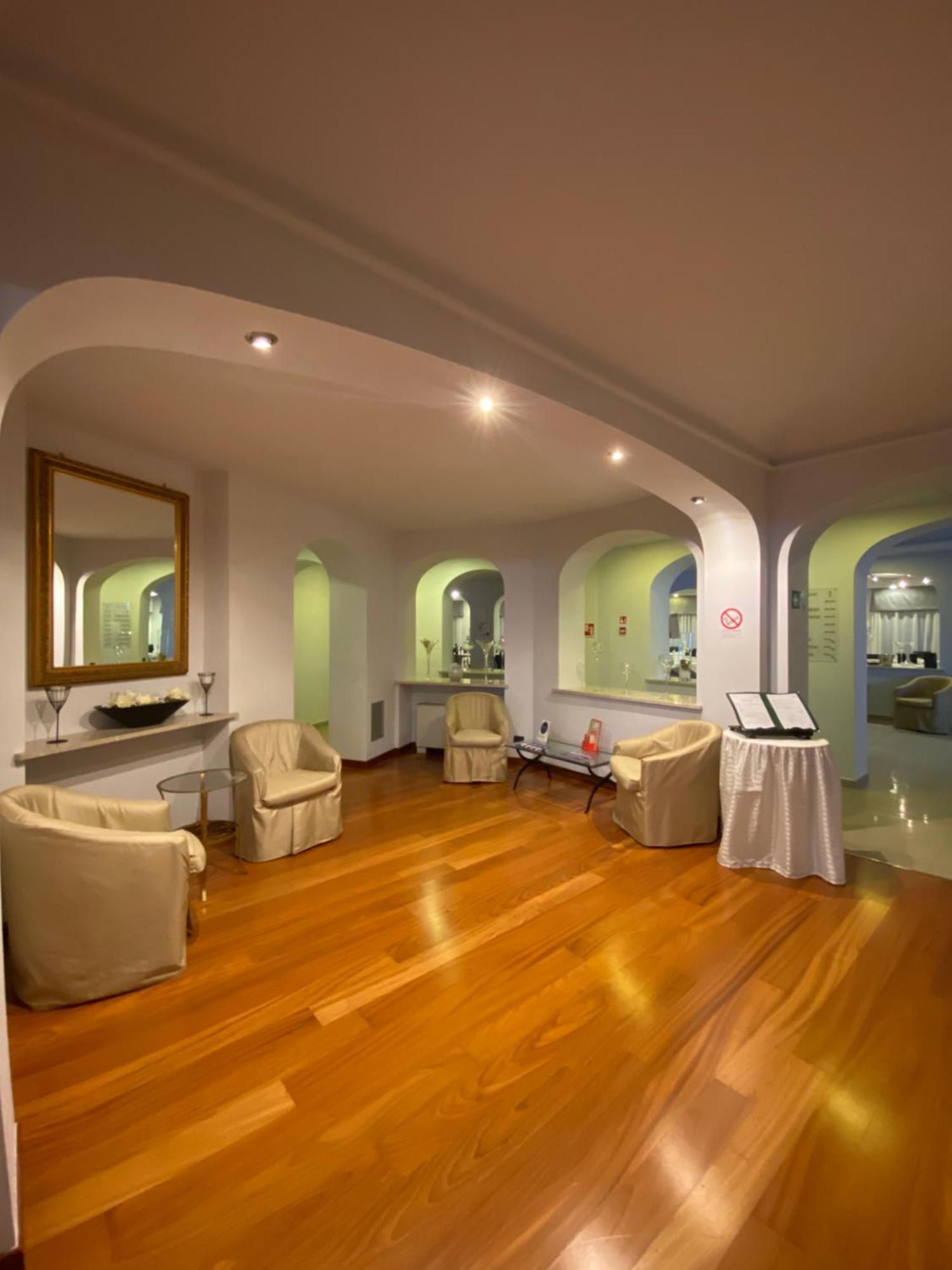 Green Hotel Settimo Torinese Dış mekan fotoğraf