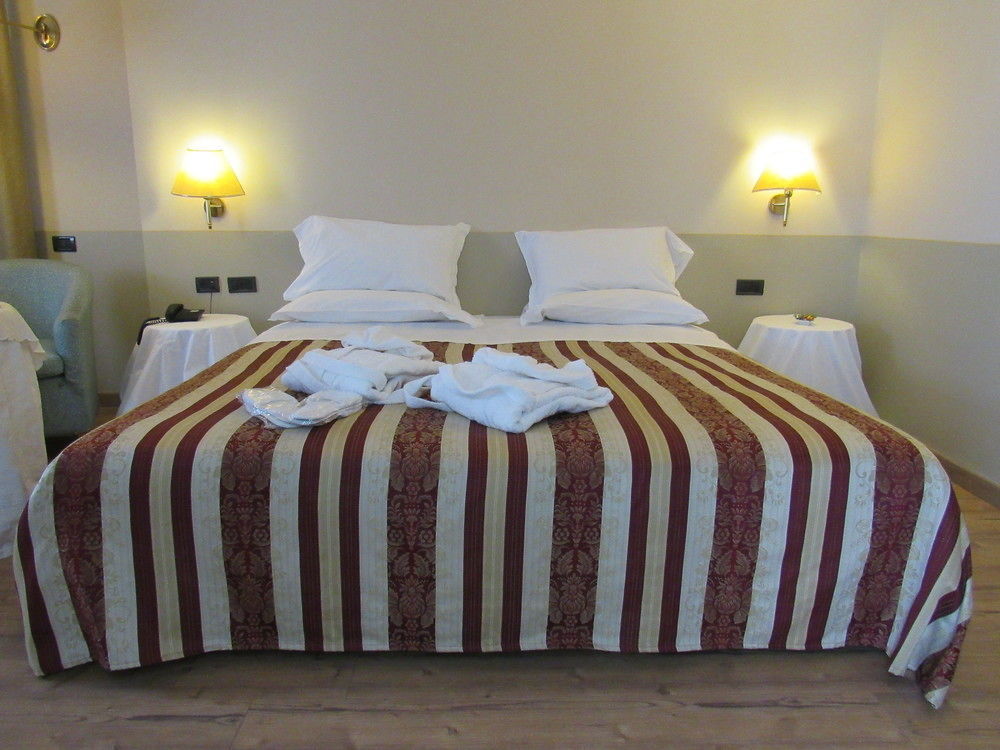 Green Hotel Settimo Torinese Dış mekan fotoğraf