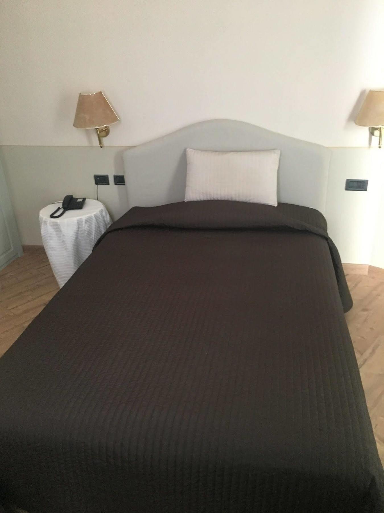Green Hotel Settimo Torinese Dış mekan fotoğraf