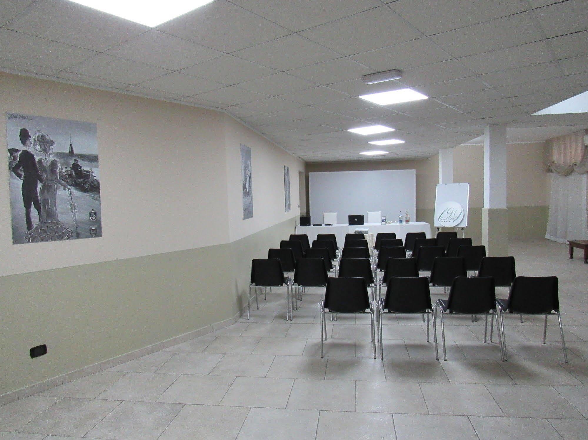 Green Hotel Settimo Torinese Dış mekan fotoğraf